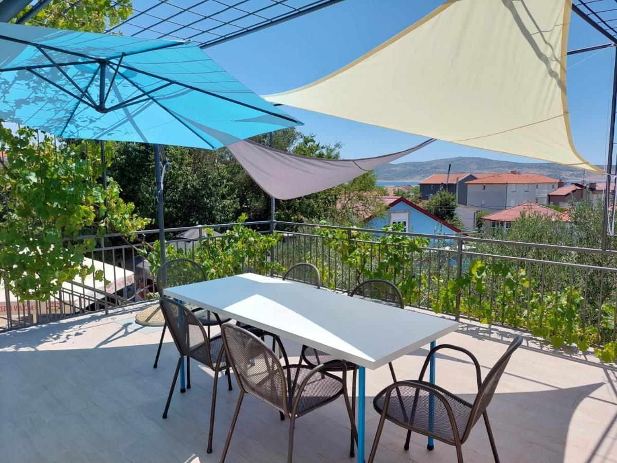Apartment Hajduk Starigrad Paklenica Bagian luar foto