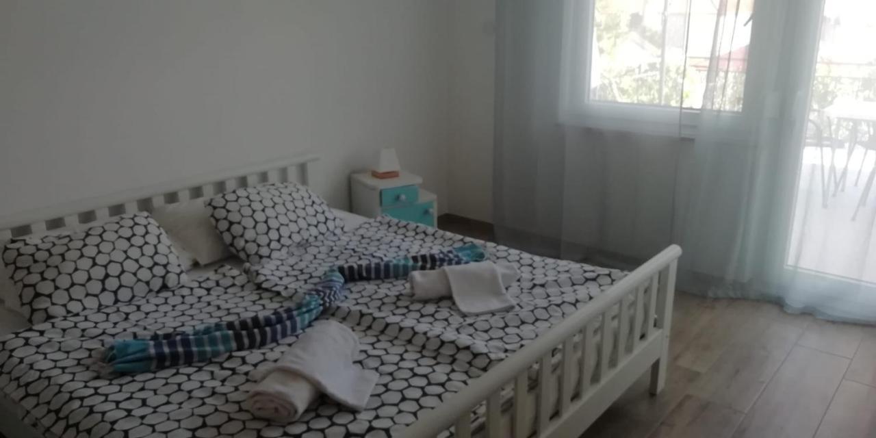 Apartment Hajduk Starigrad Paklenica Bagian luar foto