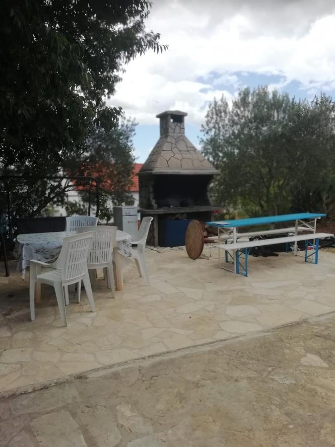 Apartment Hajduk Starigrad Paklenica Bagian luar foto