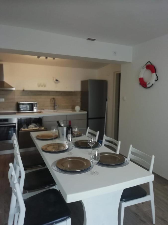 Apartment Hajduk Starigrad Paklenica Bagian luar foto