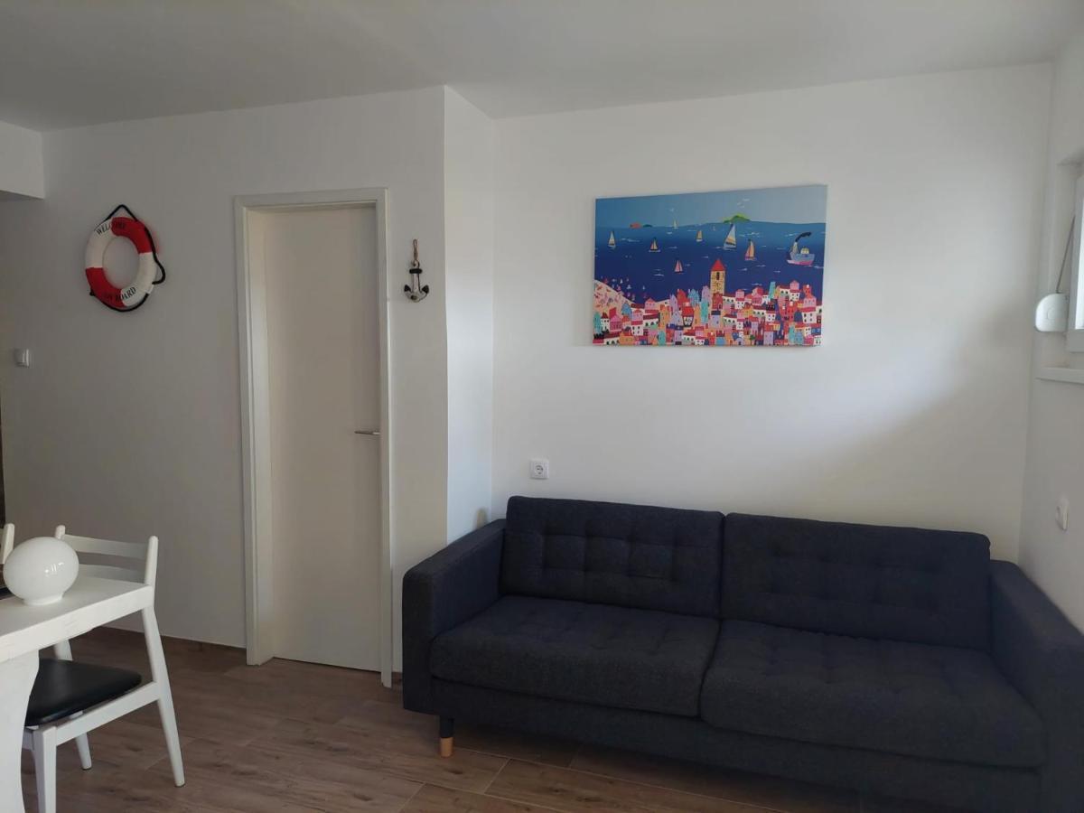 Apartment Hajduk Starigrad Paklenica Bagian luar foto