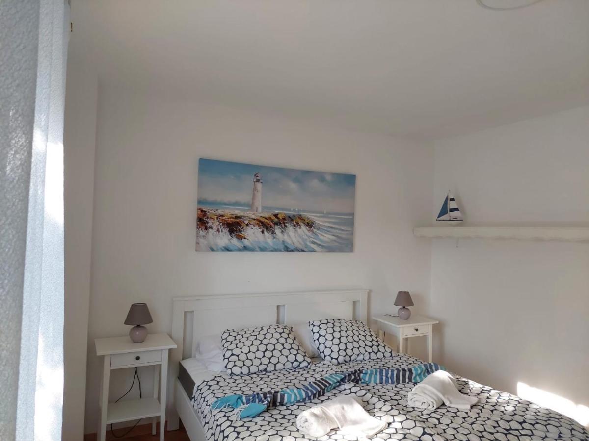 Apartment Hajduk Starigrad Paklenica Bagian luar foto